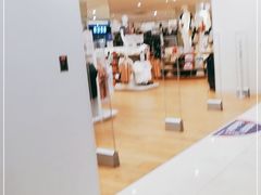 -优衣库(北京枫蓝国际广场店)