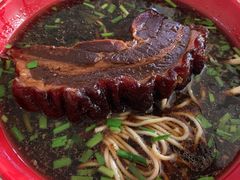 -小龙大肉面馆