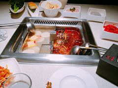 -海底捞火锅鲜切牛肉主题店(长寿路店)
