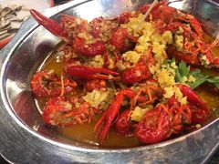 -路边边地标烧烤·川菜·小龙虾·音乐酒馆(良乡长虹店)