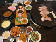 -Dombe豚(黑猪肉街店)