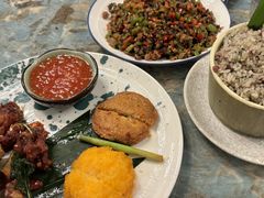 -浩海火燒雲傣家菜(芮欧百货店)