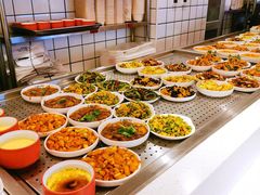 自助取餐区-七食九号食堂(东丽空港店)