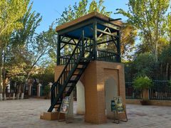 -艾提尕尔清真寺