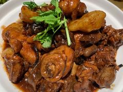 小鸡炖蘑菇-八大碗·地道东北菜(佳兆业店)