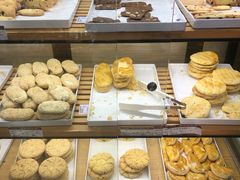 面包甜点陈列柜-长发西饼(临顿路店)
