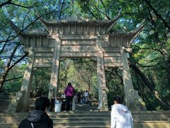 -灵岩山风景区