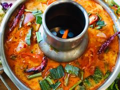 -Chom Cafe and Restaurant