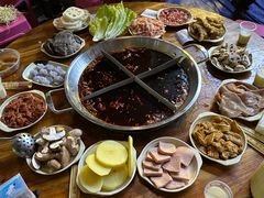 -储奇门鳝鱼火锅(总店)