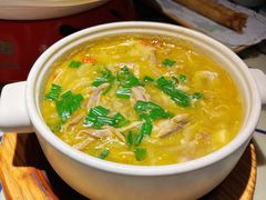 -卢大鲜鱼头捞饭(美利广场店)