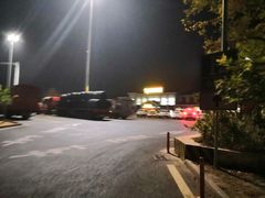 -窦店服务区-停车场