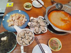 -老何家后安粉·糟粕醋海鲜火锅(三亚湾椰梦长廊店)