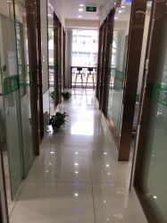 -苗医生专业祛痘·皮肤管理