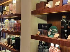 零售区-星巴克臻选(思南公馆店)