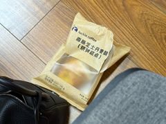 -瑞幸咖啡(华东理工大学商学院店)