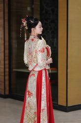 点击看大图 -LOVINA洛维娜婚纱礼服