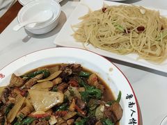 -鲁南仔·滕州炒鸡(经三路店)