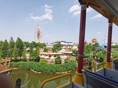 -七彩云南欢乐世界