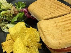 -HELLO 27 意面·沙拉·帕尼尼