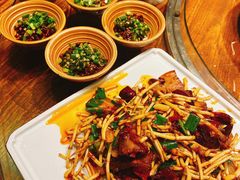 -亮欢寨酸汤鱼(沙冲路店)