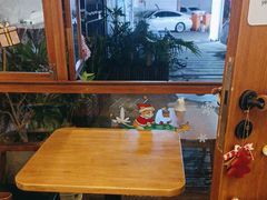 -有猫主题·治愈系猫咖(曾厝垵店)