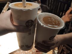 -湊湊火锅·茶憩(杭州湖滨银泰in77店)