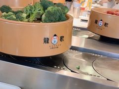 -龍歌自助小火锅(市南金茂湾店)