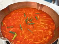 -毛辣果·贵州红酸汤牛肉火锅(西单店)