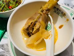 -禄婶鸡煲·打边炉