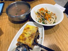 武汉热干面-文叔·湖北名小吃·小龙虾(华强北店)