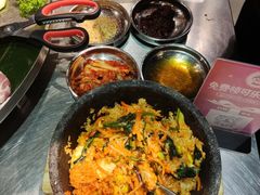 -哈哈碳都·牛肋条无限自助烤肉(台江万达店)
