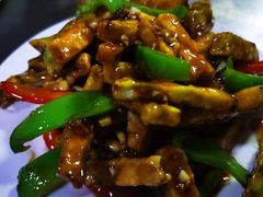 -明月食府(二区干二路店)