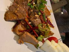 -云海肴·汽锅鸡·云南菜(天山百盛优客店)