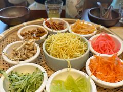 -包整·丝娃娃(一览甲秀楼风景店)