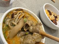 -海底捞火锅(新松江路店)