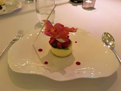 芝士蛋糕配混合浆果和酸乳酪冰霜-Jean Georges