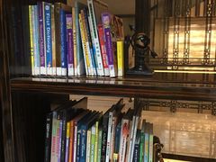 书-行者书屋大堂吧 ·下午茶(南京圣和府邸酒店)