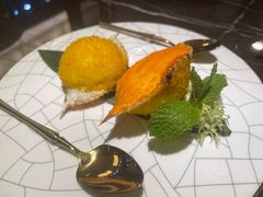 -海派悦庭·海胆烧麦·新融合菜(凯德广场店)