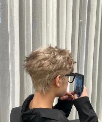 -藤野造型烫发染发