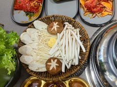 -金会长自助海鲜·烤肉(人民广场店)