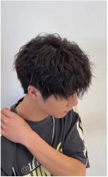 -查尔曼男士理发馆