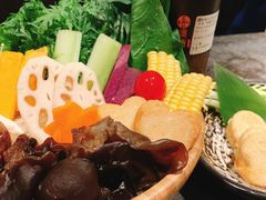 -湊湊火锅·茶憩(新中关购物中心店)