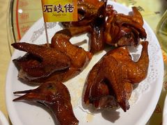 招牌烤乳鸽-石岐佬中山菜馆(张溪店)