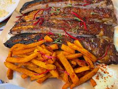 -LESCEDARS Brasserie Bistro香柏树