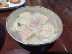 小馄饨-三两春(崂山路店)