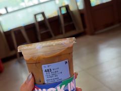 -瑞幸咖啡(1+1大厦店)