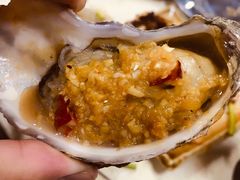 门口的烤生蚝-醉仙烩面馆