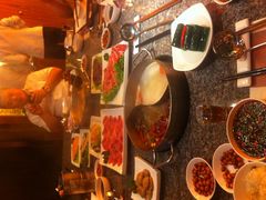 -辉哥火锅(虹桥路店)