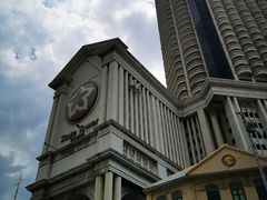 -Kha Mu Charoensang(Silom)