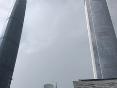 -广州周大福金融中心